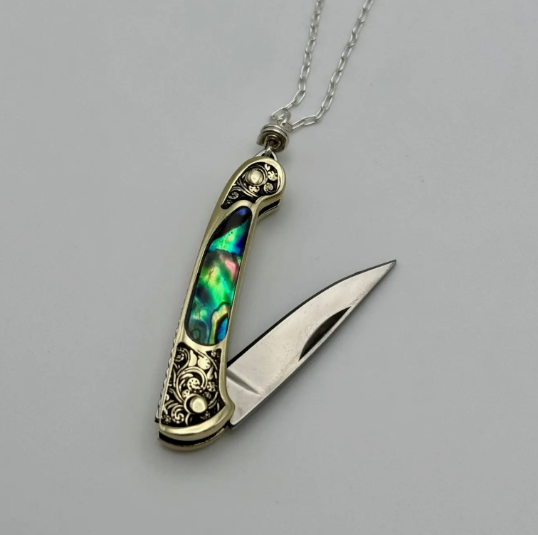 Lennox Necklace - Fluff Hardware