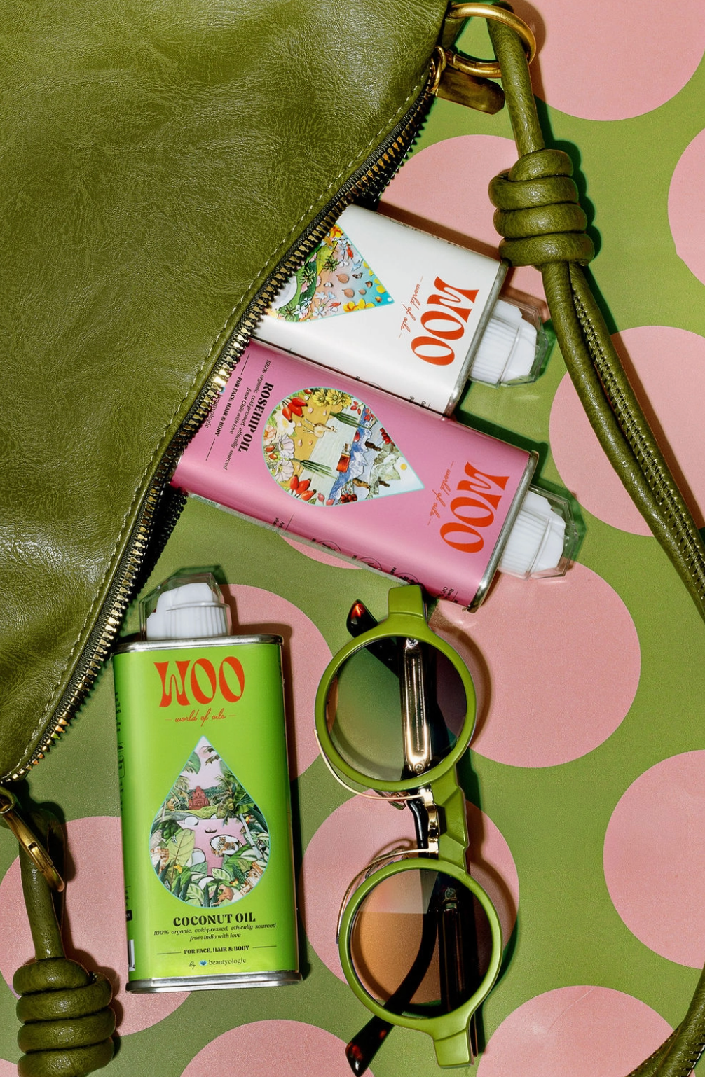 WOO World of Oils Pineapple & Coconut Oil